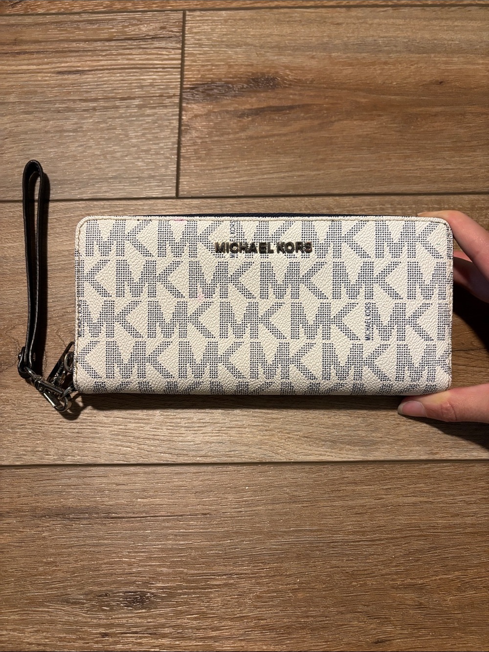 Michael Kors Cream and Navy MK Logo Zip Wristlet Wallet
